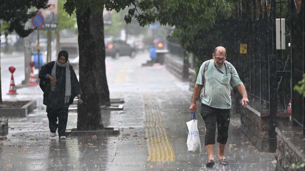 Meteoroloji’den uyarı! Sıcak hava yerini yağışa bırakıyor