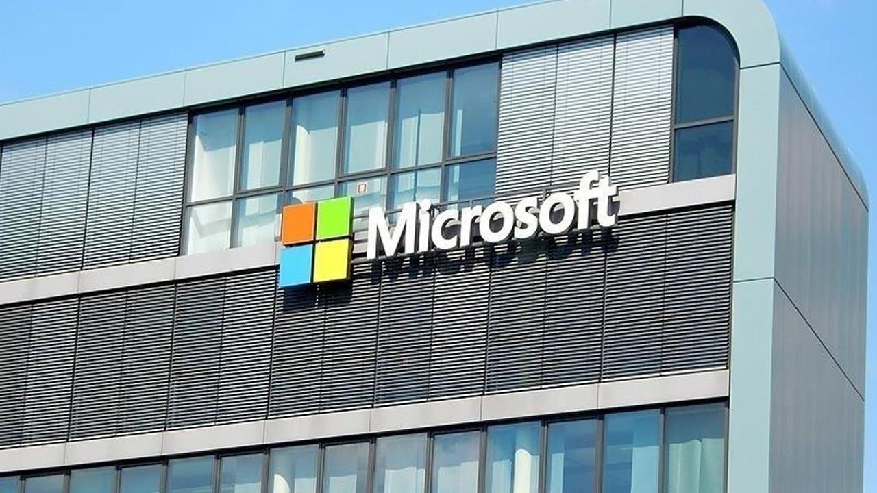Microsoft, BAE’ye 7,9 milyar dolar yatırım yapacak