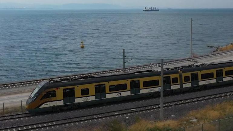 Milli banliyö treninin dördüncü seti de raylara indi 1 Milli banliyö treninin dördüncü seti de raylara indi