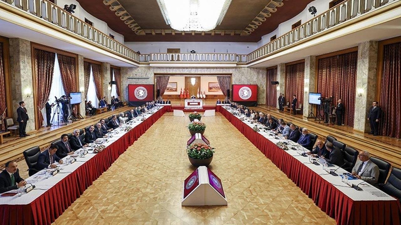 Milli Dayanışma, Kardeşlik ve Demokrasi Komisyonu ertelendi