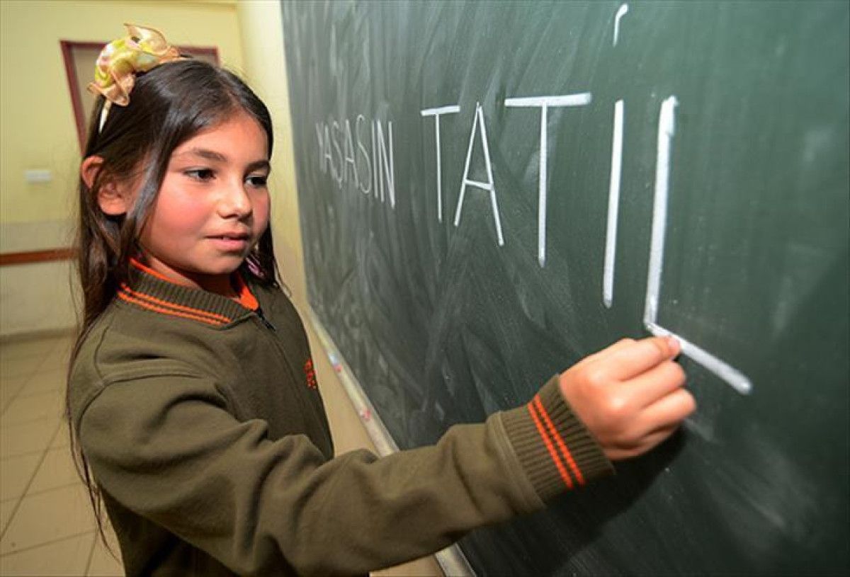 Milyonlarca Öğrenci Ara Tatil İçin Geri Sayıma Geçti!