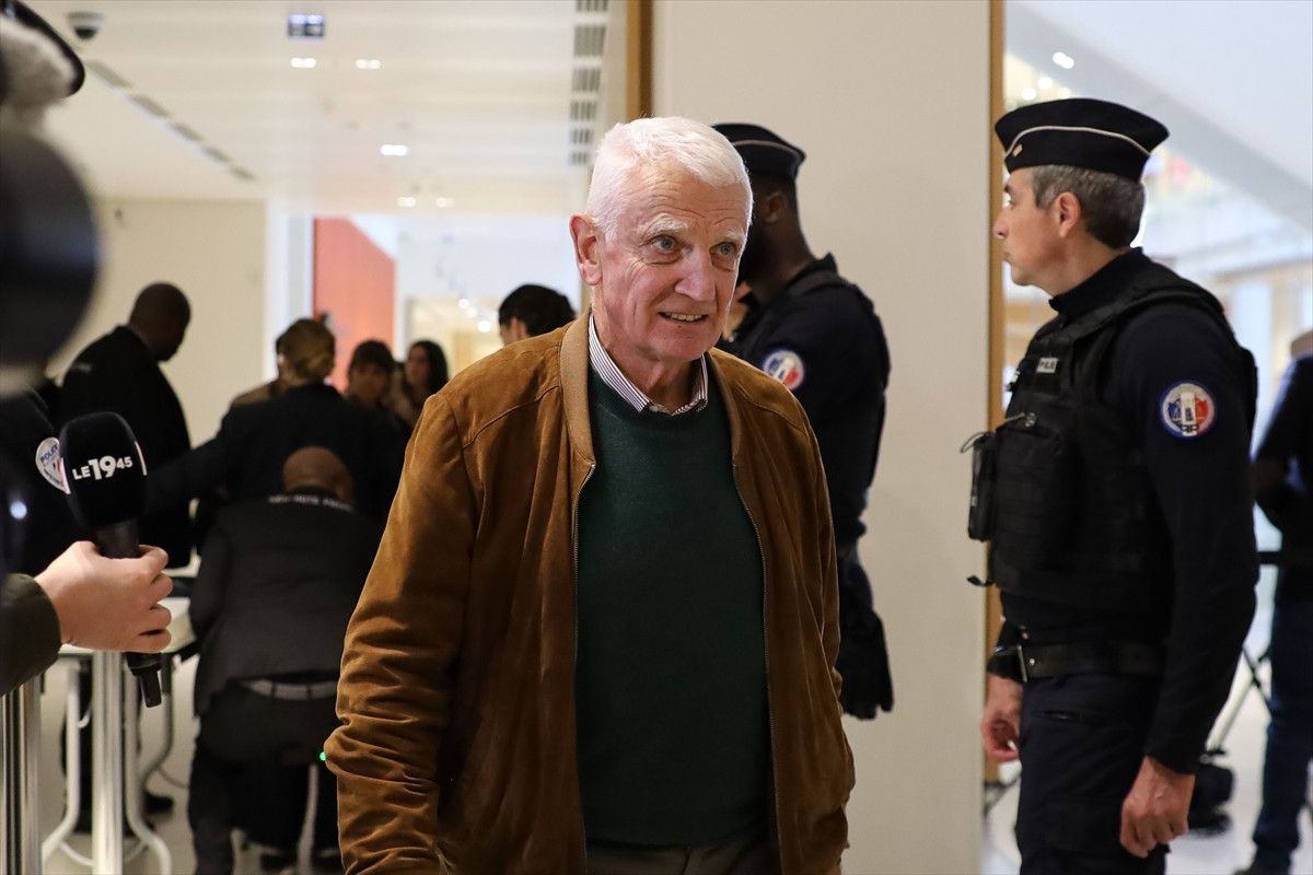 MİT'in Suriye'deki Fabrikasına Saldıran Lafarge, Fransa'da Terör Örgütüne Finansman Sağlamaktan Yargılanıyor 1 MİT'in Suriye'deki Fabrikasına Saldıran Lafarge, Fransa'da Terör Örgütüne Finansman Sağlamaktan Yargılanıyor