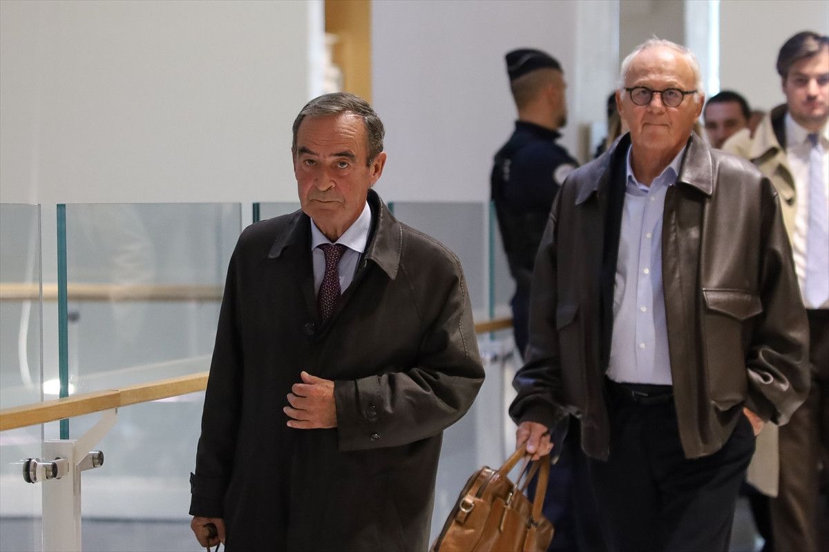 MİT'in Suriye'deki Fabrikasına Saldıran Lafarge, Fransa'da Terör Örgütüne Finansman Sağlamaktan Yargılanıyor 4 MİT'in Suriye'deki Fabrikasına Saldıran Lafarge, Fransa'da Terör Örgütüne Finansman Sağlamaktan Yargılanıyor