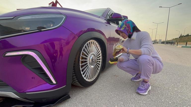 Mor rengi adeta hayatına işledi! Bursalı kadının 400 bin liralık renk takıntısı 1 Mor rengi adeta hayatına işledi! Bursalı kadının 400 bin liralık renk takıntısı