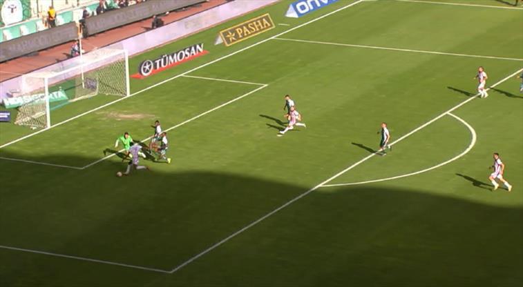 Musaba’nın Muhteşem Gole Yakın Anları!