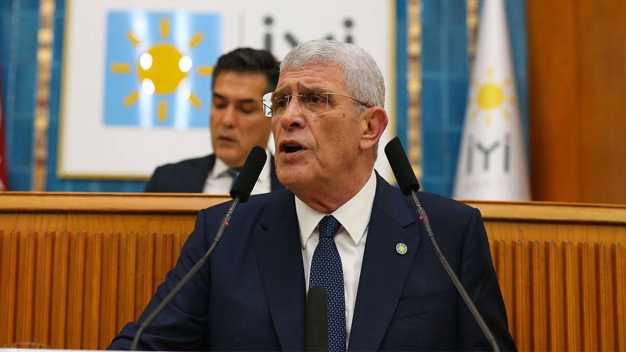 Müsavat Dervişoğlu'ndan Öcalan’a Umut Hakkı Tartışmalarına Sert Tepki: Hepiniz Bir, Biz Tekiz! 1 Müsavat Dervişoğlu'ndan Öcalan’a Umut Hakkı Tartışmalarına Sert Tepki: Hepiniz Bir, Biz Tekiz!