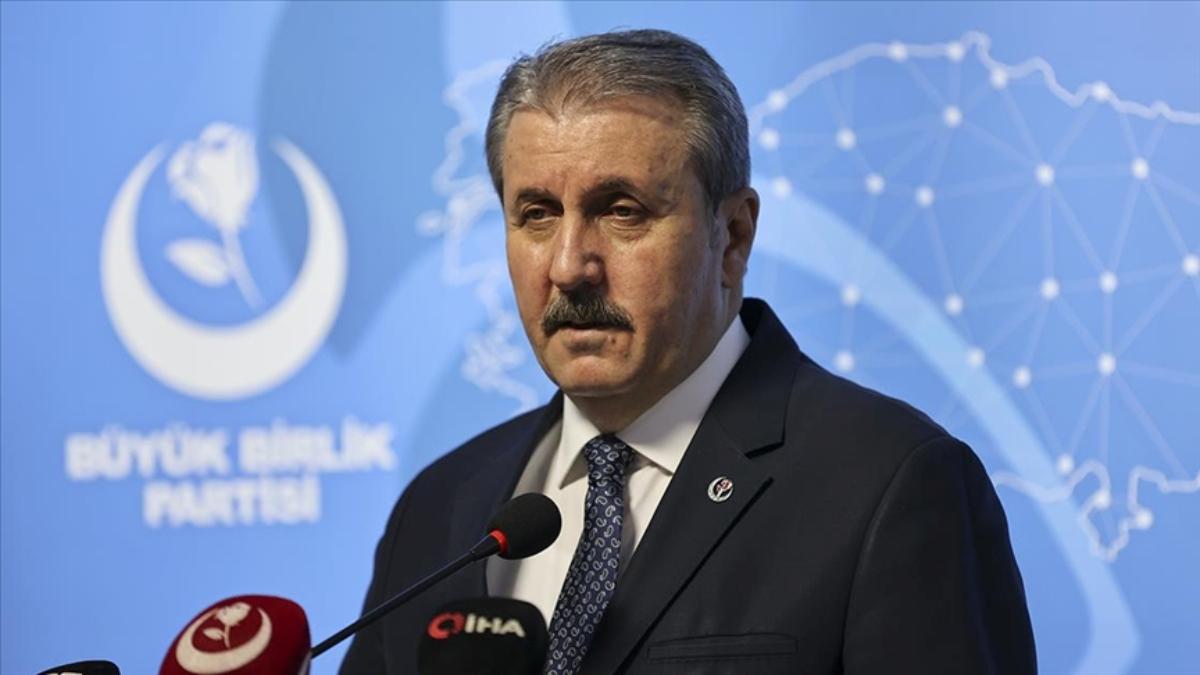 Mustafa Destici: Ermenistan, Vatandaşlarını Mutlu Etmek İçin Türkiye ile Anlaşmalı!