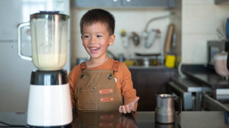 Muzlu smoothie'yle zayıflamak mümkün! Bu malzemeyi çıkarın, tok tutan lezzet