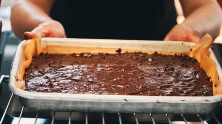 Ne tereyağı ne şeker! Kahvaltılık çikolatayla brownie tarifi, dakikalar içinde hazır