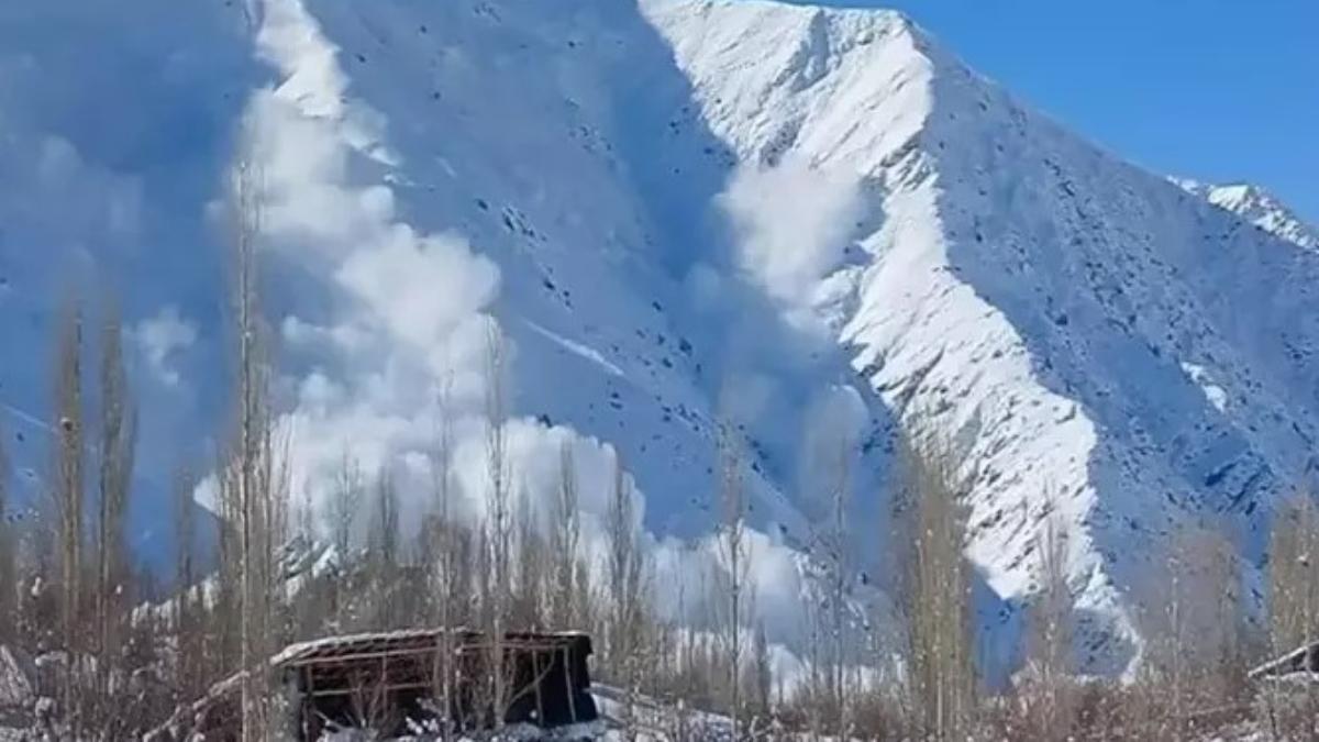 Nepal’de Çığ Felaketi: 7 Dağcı Hayatını Kaybetti