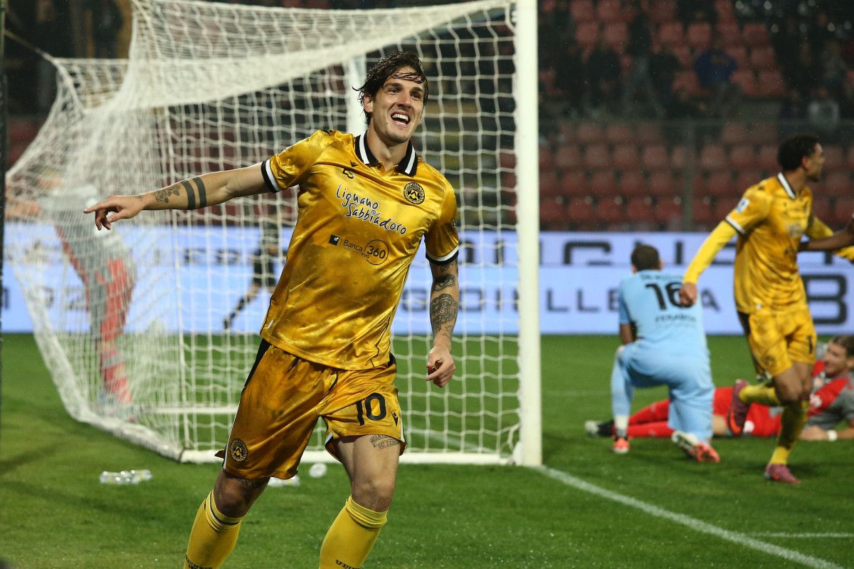 Nicolo Zaniolo: Hocasından Gelen Övgüler ve Memnuniyet Dolu Yorumlar 4 Nicolo Zaniolo: Hocasından Gelen Övgüler ve Memnuniyet Dolu Yorumlar