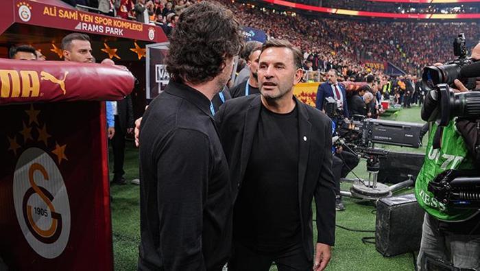 Nihat Kahveci'den Galatasaray Yıldızına Sert Eleştiri: Oynadı mı, Oynamadı mı? Aynaya Bakmayı Unutma! 5 Nihat Kahveci'den Galatasaray Yıldızına Sert Eleştiri: Oynadı mı, Oynamadı mı? Aynaya Bakmayı Unutma!