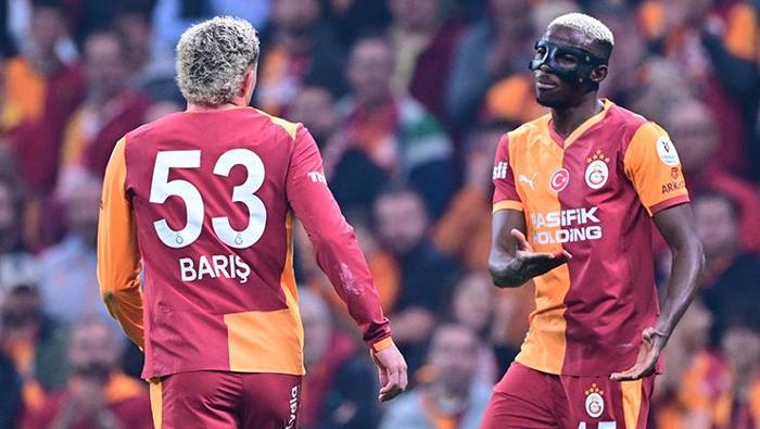 Nihat Kahveci'den Galatasaray Yıldızına Sert Eleştiri: Oynadı mı, Oynamadı mı? Aynaya Bakmayı Unutma! 6 Nihat Kahveci'den Galatasaray Yıldızına Sert Eleştiri: Oynadı mı, Oynamadı mı? Aynaya Bakmayı Unutma!
