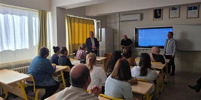 Öğretmenler Proje Geliştirmek İçin Bir Araya Geldi