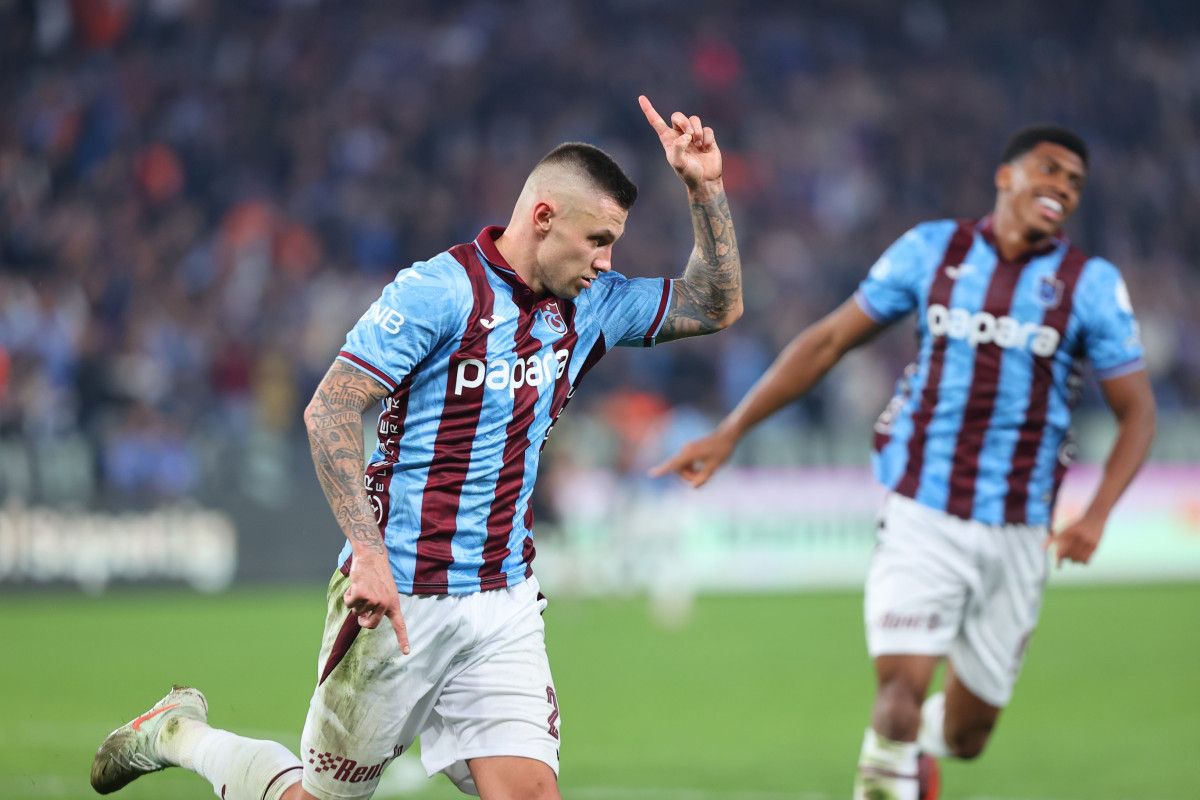 Oleksandr Zubkov'un Performansına Dikkat Çeken Çarpıcı Yanıt! 1 Oleksandr Zubkov'un Performansına Dikkat Çeken Çarpıcı Yanıt!