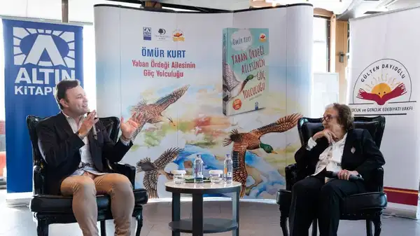 Ömür Kurt'un ödüllü kitabı 100 bin okura ulaştı 1 Ömür Kurt'un ödüllü kitabı 100 bin okura ulaştı