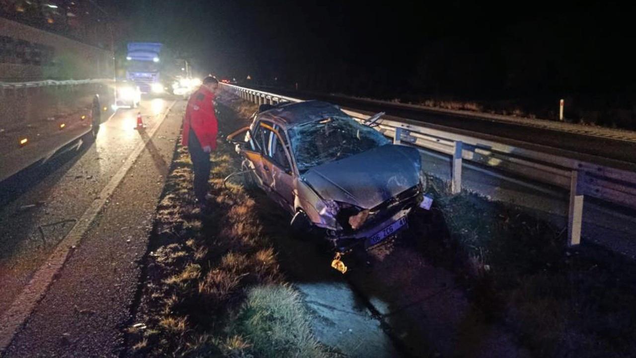 Otostopla bindiği araç mezarı oldu: 1 ölü, 2 yaralı