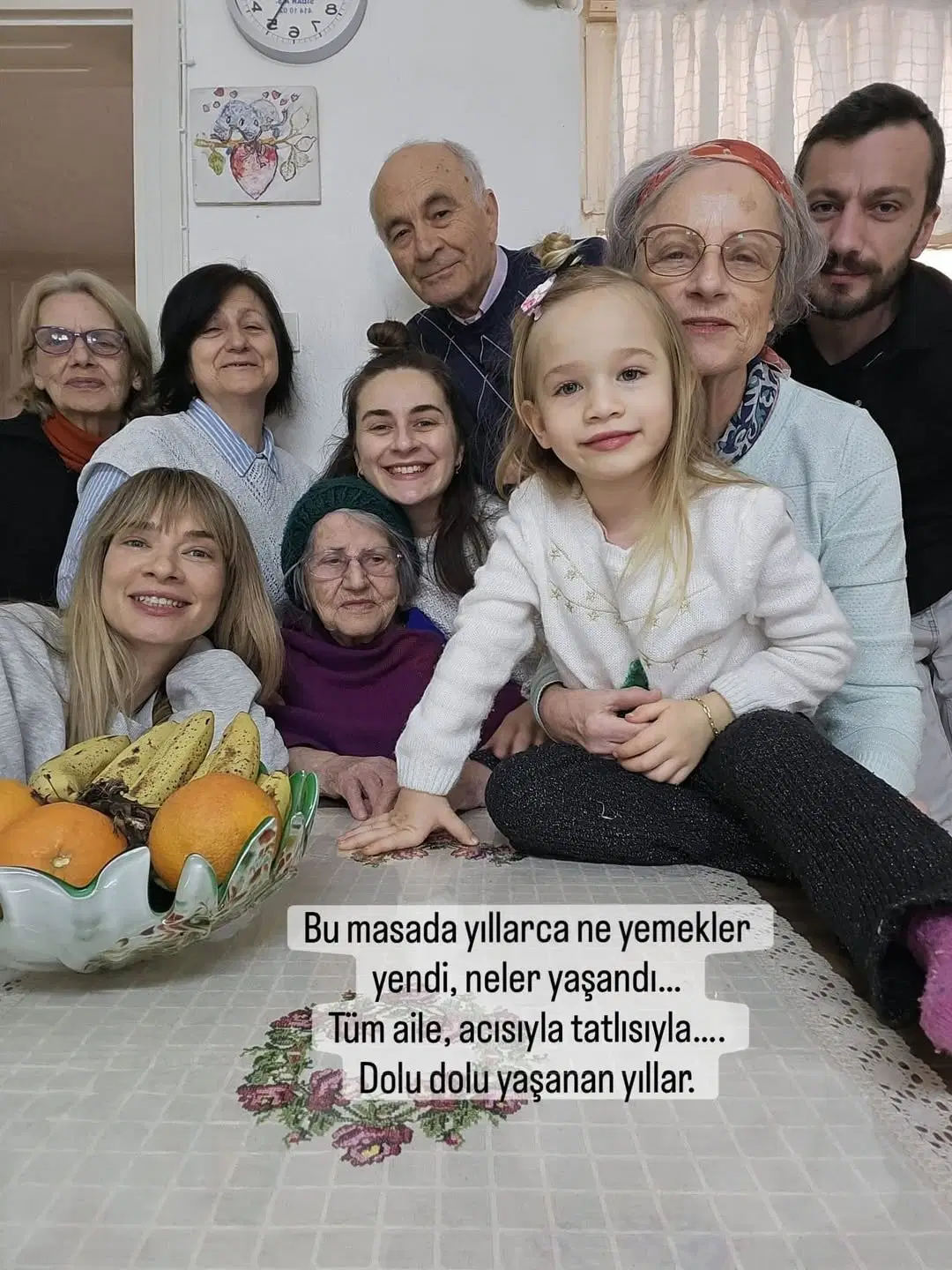 Oyuncu Müge Boz’un acı kaybı: Anneannesi hayatını kaybetti 2 Oyuncu Müge Boz’un acı kaybı: Anneannesi hayatını kaybetti