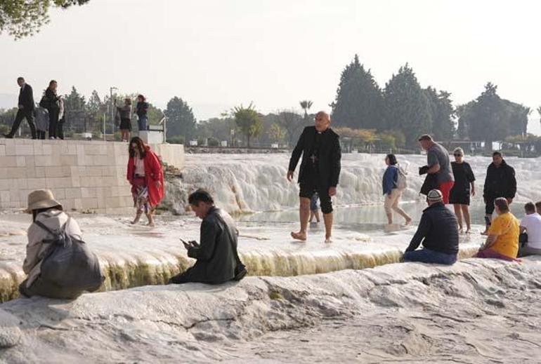 Papa 14. Leo'nun Türkiye ziyareti öncesi Vatikan heyeti, Denizli'ye geldi 2 Papa 14. Leo'nun Türkiye ziyareti öncesi Vatikan heyeti, Denizli'ye geldi