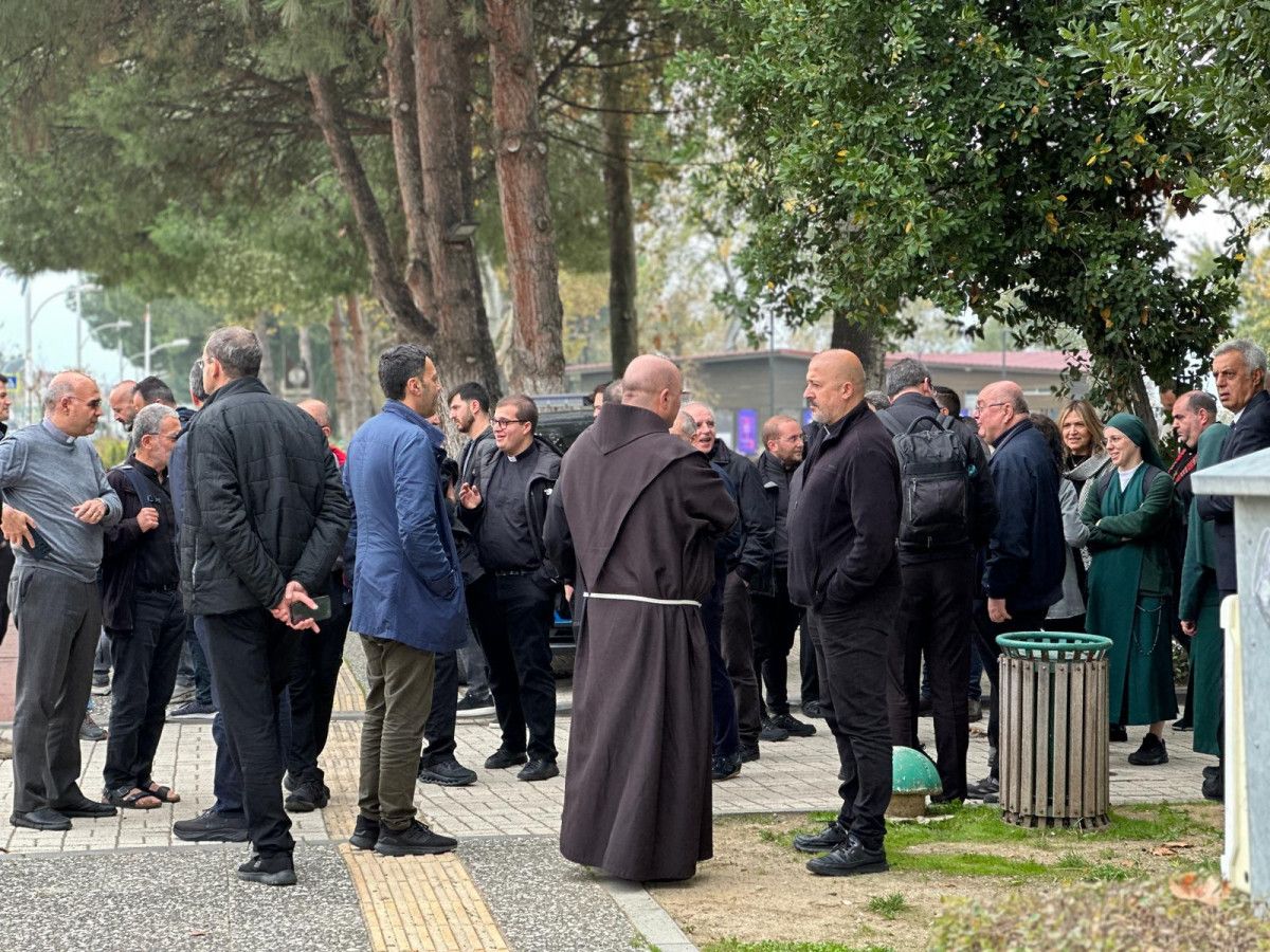 Papa Leo’nun Türkiye Ziyareti Öncesi Vatikan Heyeti İznike Çıkarma Yaptı 3 Papa Leo’nun Türkiye Ziyareti Öncesi Vatikan Heyeti İznike Çıkarma Yaptı