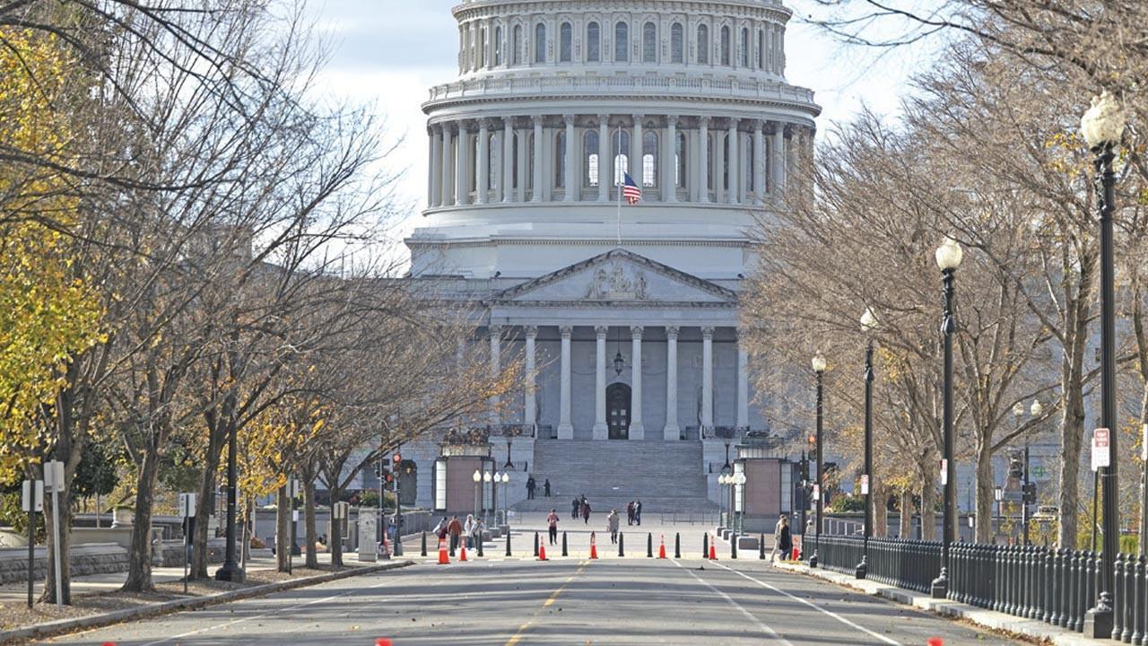 Piyasalar, ABD’deki veri belirsizliği ile yön arayacak