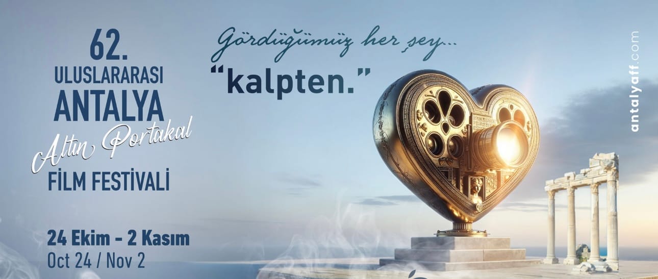 Postdramatik Tiyatro: Sahnede Metin Sınırlarını Aşan Büyüleyici Yolculuk! 5 Postdramatik Tiyatro: Sahnede Metin Sınırlarını Aşan Büyüleyici Yolculuk!