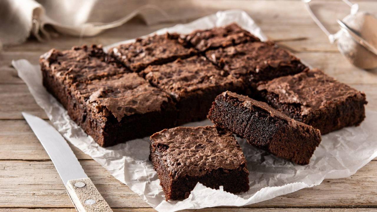 Pratik ve süratli tanım: Tavada brownie nasıl yapılır?