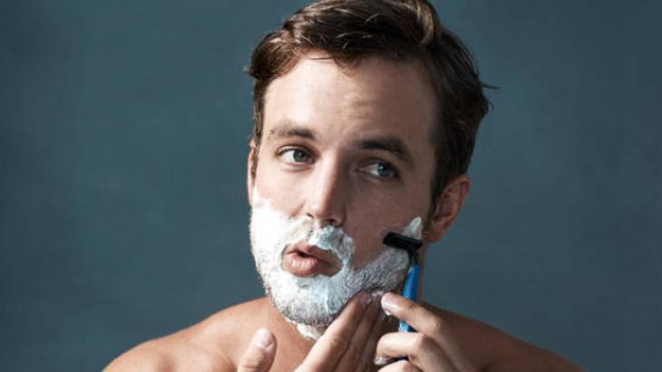 Rendeleyip 1 litre suya atın! Parmak izi bırakmıyor: Beyaz sabun her şeyi parlatıyor 10 Rendeleyip 1 litre suya atın! Parmak izi bırakmıyor: Beyaz sabun her şeyi parlatıyor