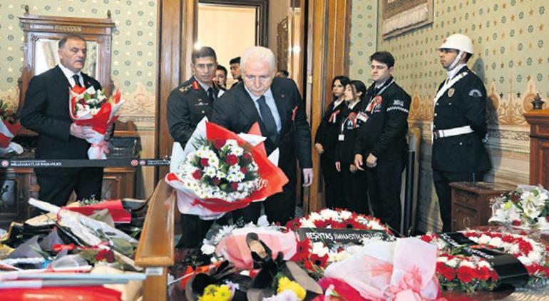 Saat 09.05’te hayat durdu! 7’den 77’ye Ata’ya saygı