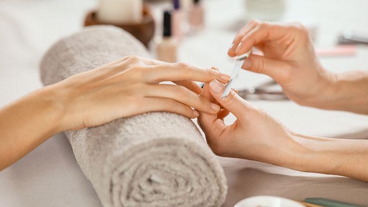 Sadece estetik değil, sağlık işi! Düzenli tırnak bakımı yaşam kalitesini artırıyor