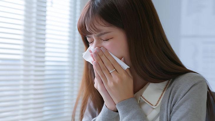 Sadece hafif öksürük ve ateş ‘zatürre’ belirtisi olabilir! 8 adımda korunmak mümkün