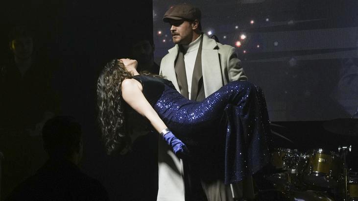 Sahnede fenalaştı, yardımına Eşref koştu