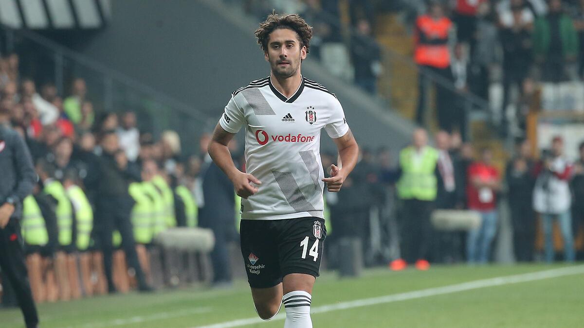 Şampiyonlar Ligi’nde Oynamış Beşiktaşlı Eski Futbolcu, Şimdi Dönerci!