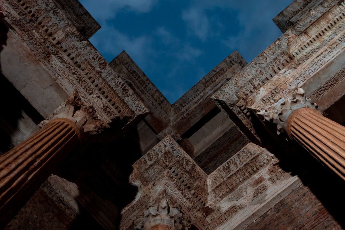 Sardes Antik Kenti: Paranın İlk İzleri Artık Gece Gezilebilir! 5 Sardes Antik Kenti: Paranın İlk İzleri Artık Gece Gezilebilir!