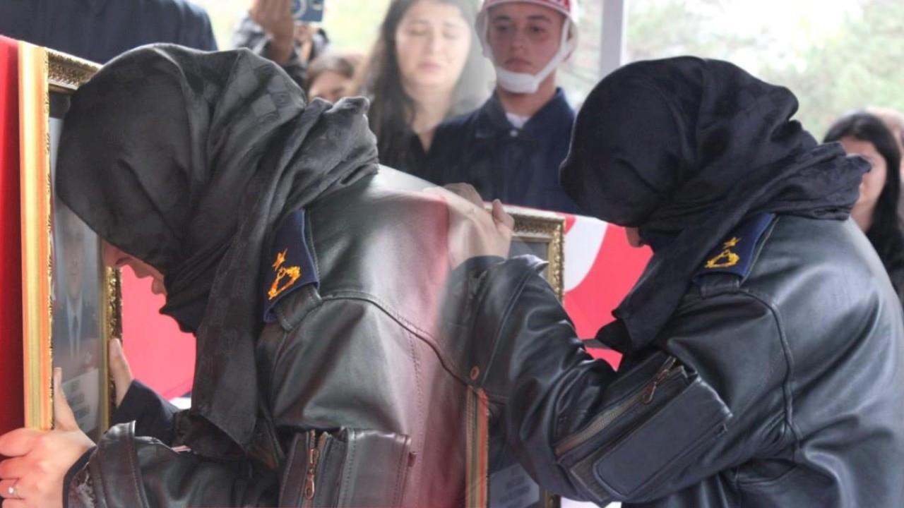 Şehidin eşinden anlamlı uğurlama: Eşinin montuyla son görevini gerçekleştirdi