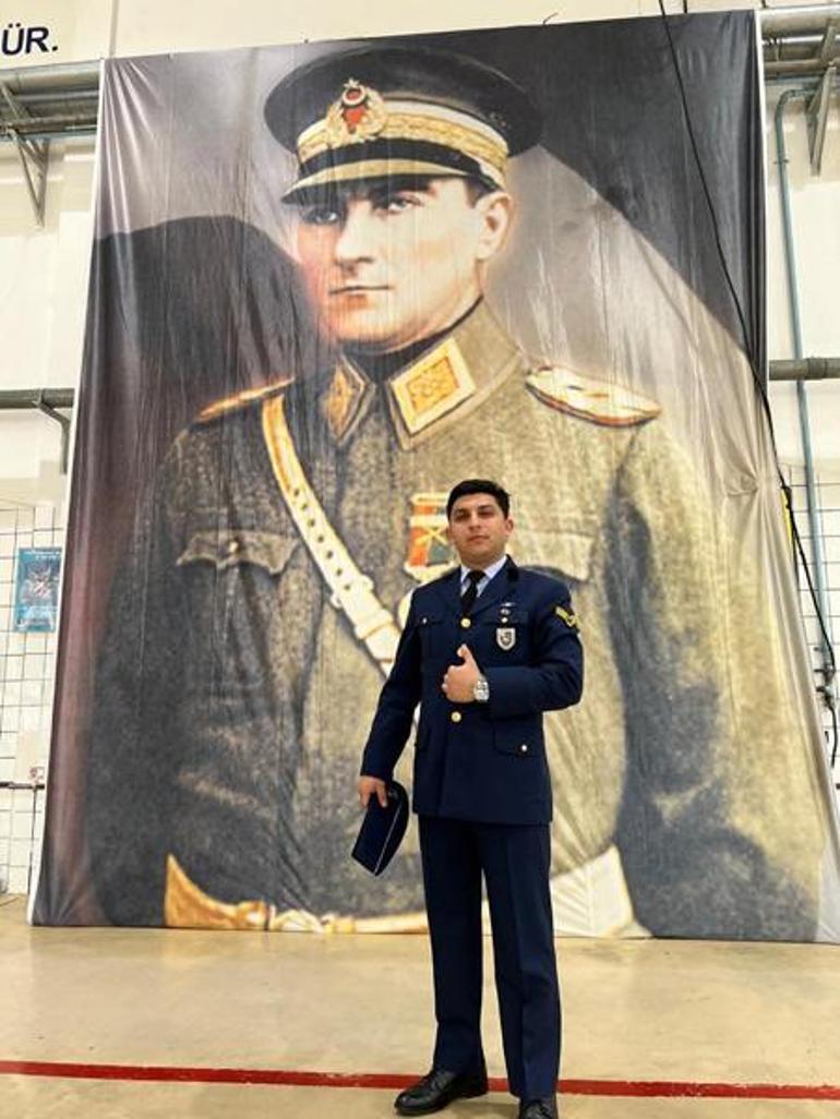 Şehit Astsubay Berkay Karaca’nın son sözleri yürekleri dağladı: Şehit olacağım, sen de Vatan sağ olsun diyeceksin 2 Şehit Astsubay Berkay Karaca’nın son sözleri yürekleri dağladı: Şehit olacağım, sen de Vatan sağ olsun diyeceksin