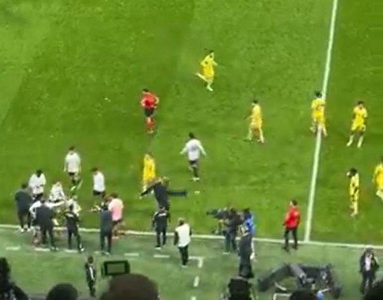 Sergen Yalçın, çılgına döndü! Beşiktaş-Fenerbahçe derbisinde goller ve kırmızı kartlar art arda