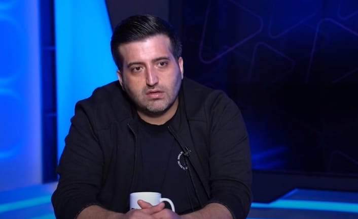 Sergen Yalçın'ın Kırmızı Kart Sebebi Açıklandı: Soyunma Odasında Neler Yaşandı? 2 Sergen Yalçın'ın Kırmızı Kart Sebebi Açıklandı: Soyunma Odasında Neler Yaşandı?