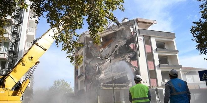 Sındırgı’da Sürekli Artçı Sarsıntılar Yaşanıyor