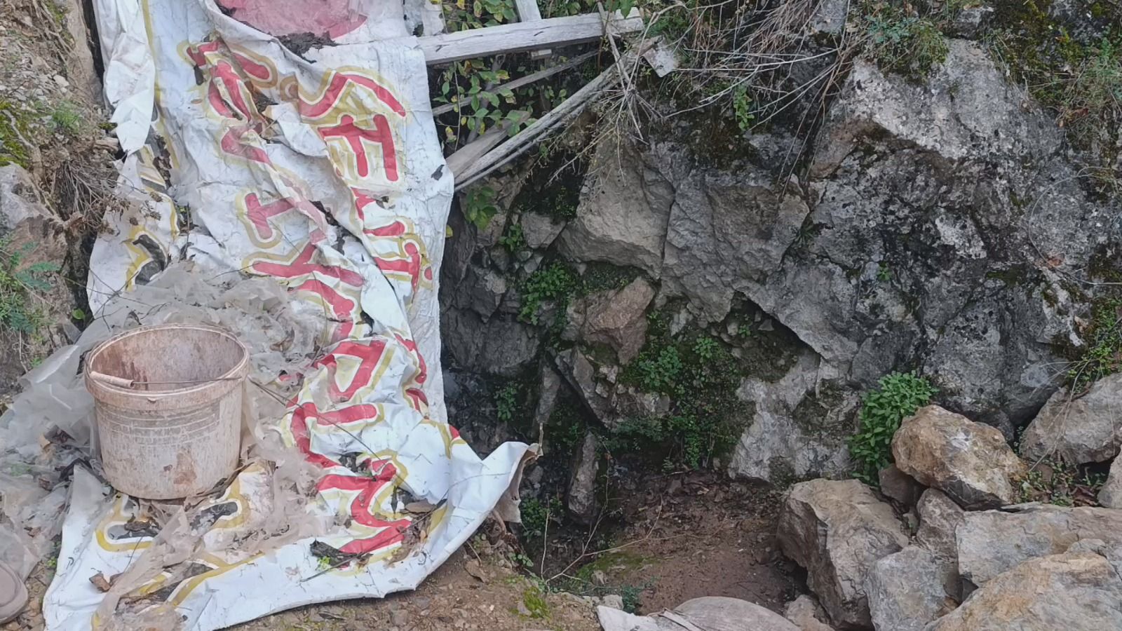 Şirin'in Ferhat'tan Daha Fazlası: Koca Dağda 15 Metre Hazine Arayışı