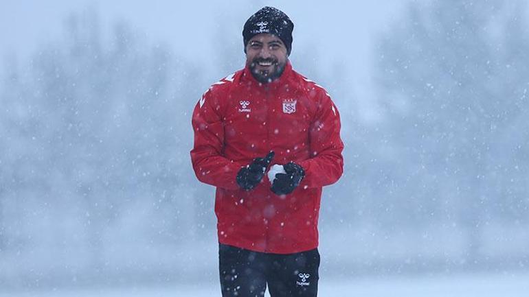 Sivasspor'dan kar altında antrenman!