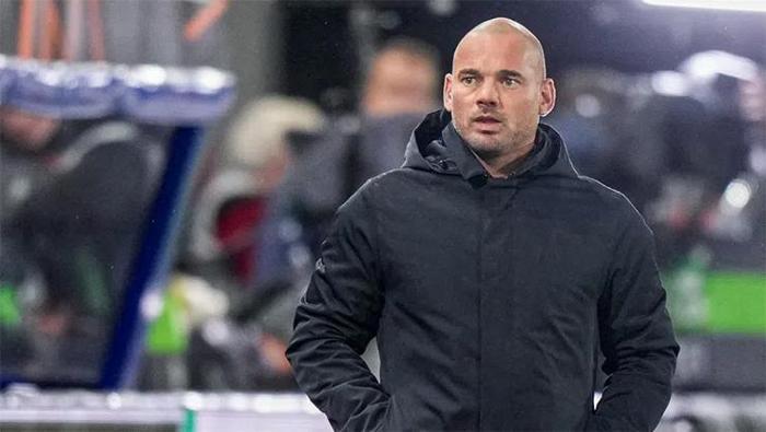 Sneijder'den Ajax'a Sert Uyarı: Fırtına Geliyor! Liverpool'un Galatasaray'ın Zayıf Noktasını Bilmesi Boşuna Değil!🚀