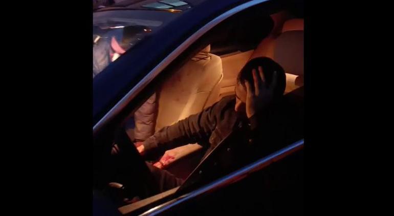 Sokak ortasında dehşet! Eşiyle ilişkisi olduğunu iddia etti, ortalık karıştı