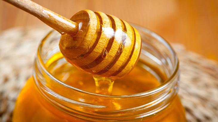 Sol ayakkabıya bal sürüyorlar! Cuma günleri ve dolunayda yapın, işte sebebi