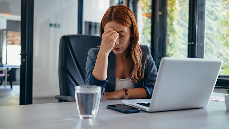 Sonbaharda neden depresif hissederiz? Uzmanı anlattı: Sırrı bu hormonumuzda saklı