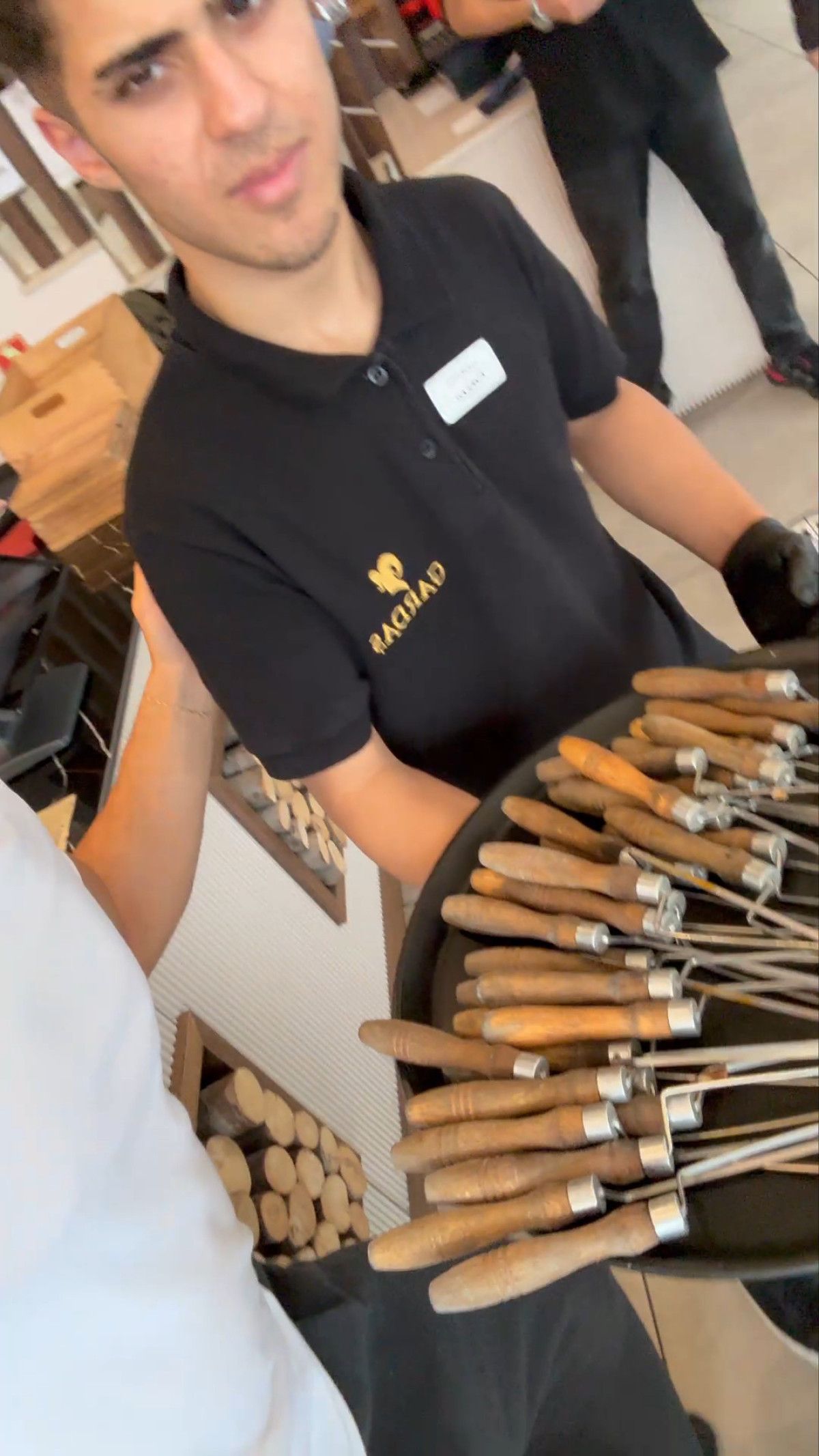 Sosyal Medya Fenomeni, Tek Oturuşta 36 Cağ Kebabıyla Rekor Kırdı! 5 Sosyal Medya Fenomeni, Tek Oturuşta 36 Cağ Kebabıyla Rekor Kırdı!