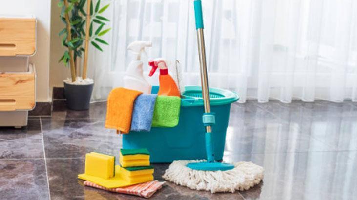 Süpürgeyi hiç böyle kullanmadınız! Evde işe yarayan kuaför tüyosu 3 Süpürgeyi hiç böyle kullanmadınız! Evde işe yarayan kuaför tüyosu