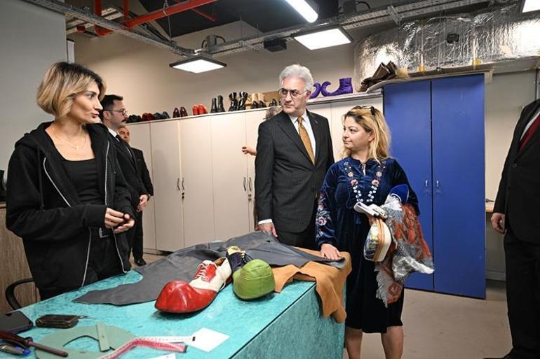 Tamer Karadağlı: Devlet Tiyatroları yeni sahnelerini Hatay ve Kars’ta açıyor