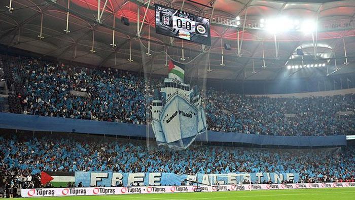 Tarihe Geçen An: El Bilal Toure'nin Derbi Golü!