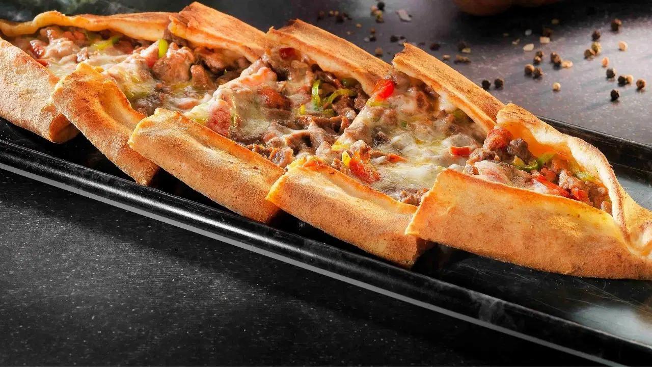 Taş fırın lezzeti mutfağınıza taşıyan tanım: Kuşbaşılı kaşarlı pide tanımı